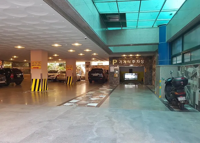 Goodstay King Hotel 3*